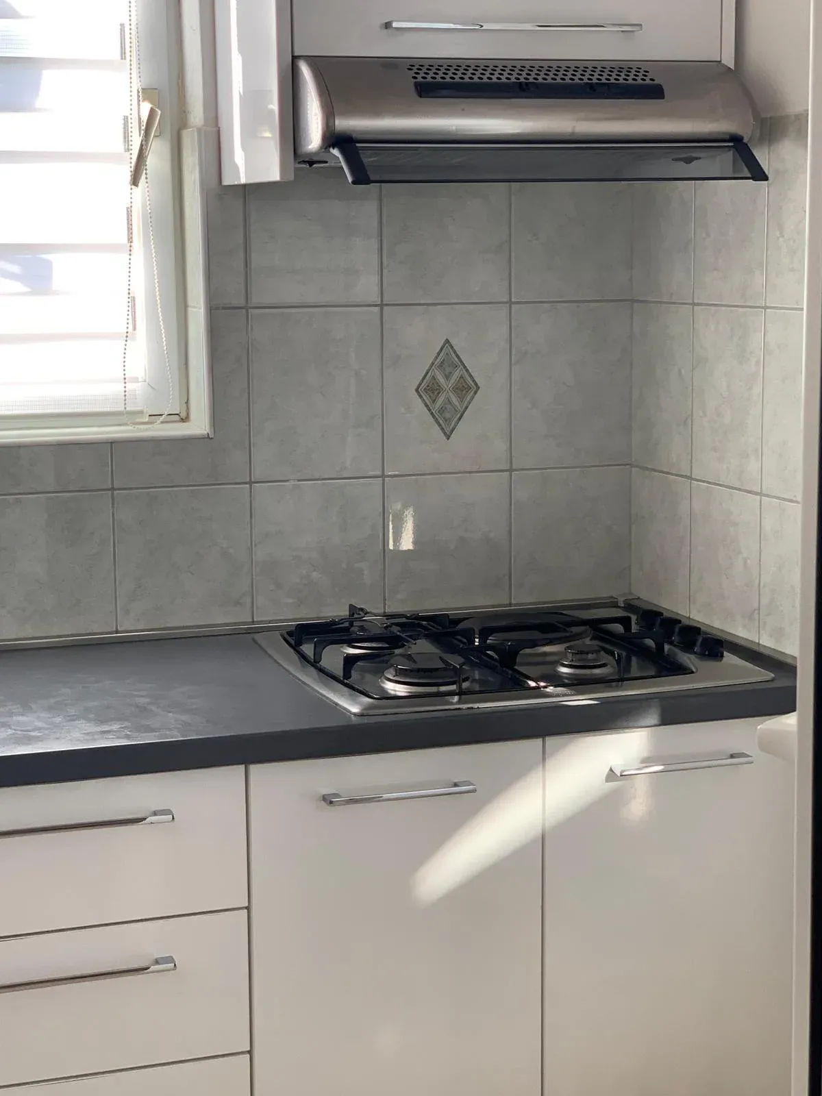 Kuhinja s plinskim štednjakom