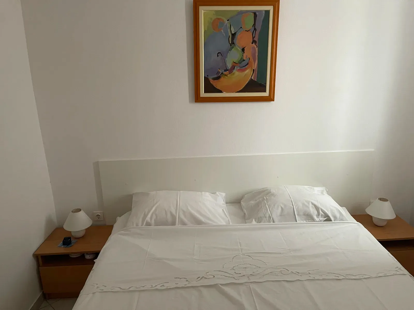 Spavaća soba s bračnim krevetom